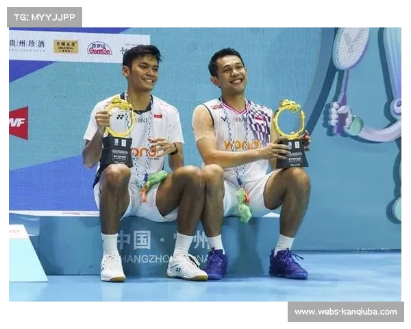 印尼队内情侣档：菲克里与丽莎，球场内外交织羽球新叙事